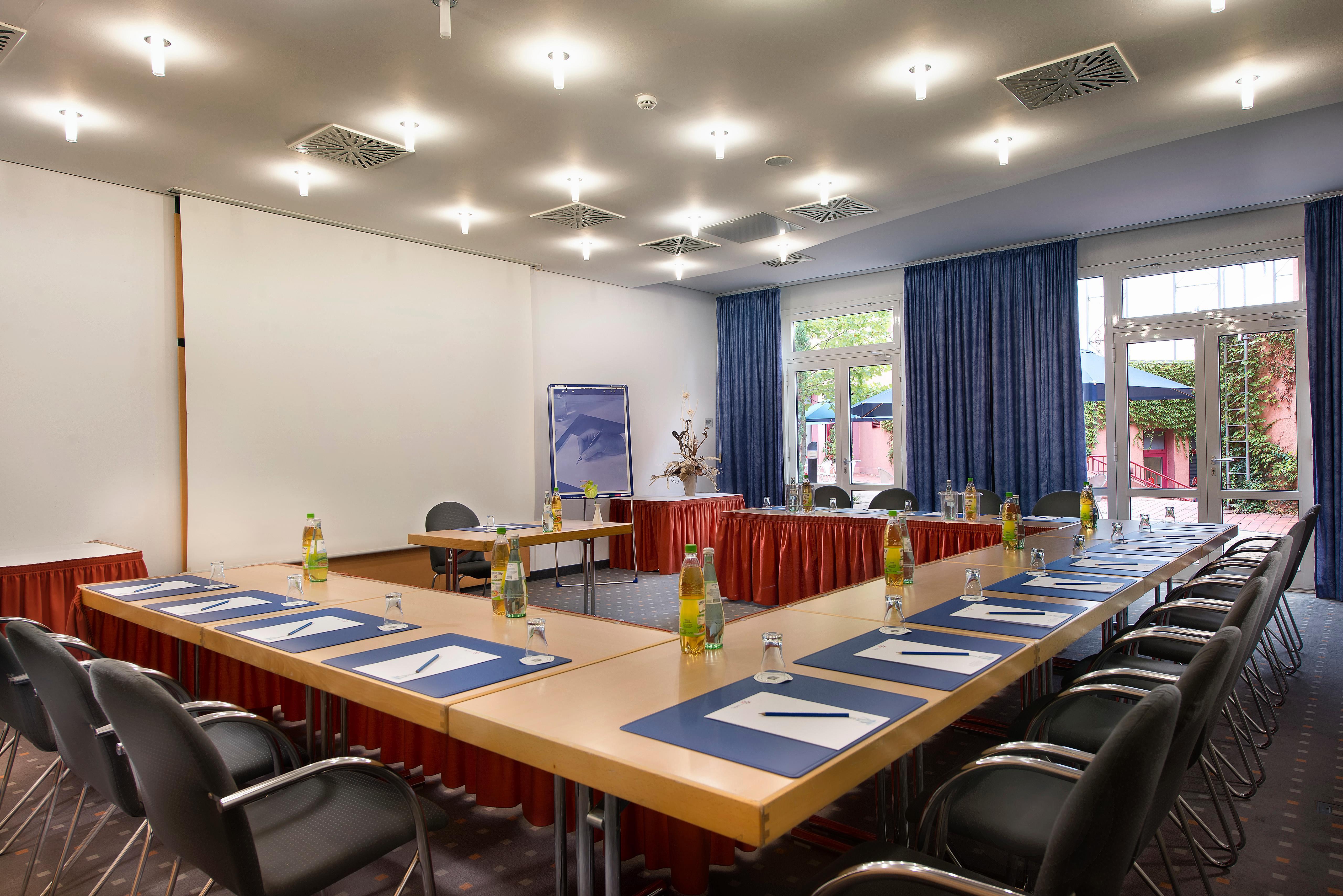 Tryp By Wyndham Halle Halle  Business photo